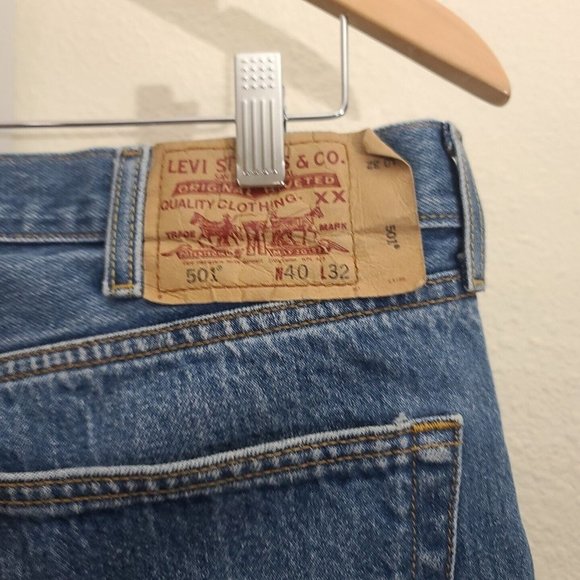 Levi's 501 Men's Original Fit Jeans Size 40x32 Blue 100% Cotton Button Fly - Picture 7 of 12